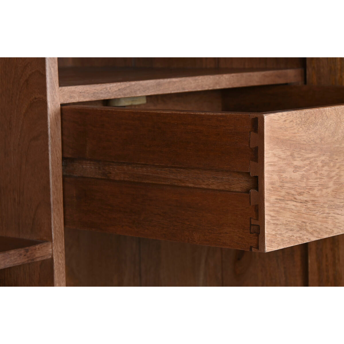 V4HDF0551B2ED48370A84DD2C42D302D916R5581817P10