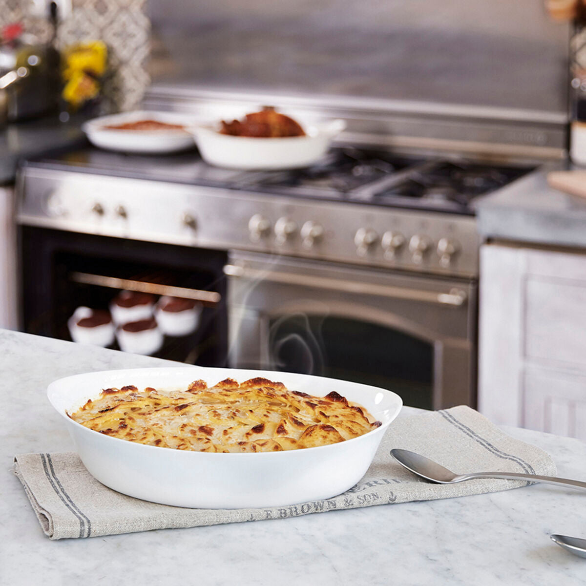 V8H472C4ABEF46ABC5EE8BB75AF210B8D99R3405931P3