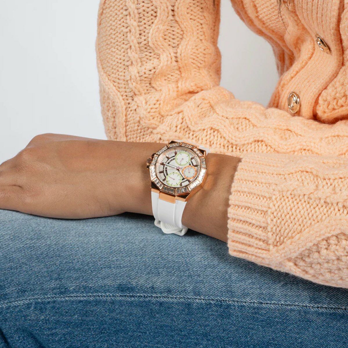 V4H458747FF22C6FEA51290ADC749D3C724R6441144P5