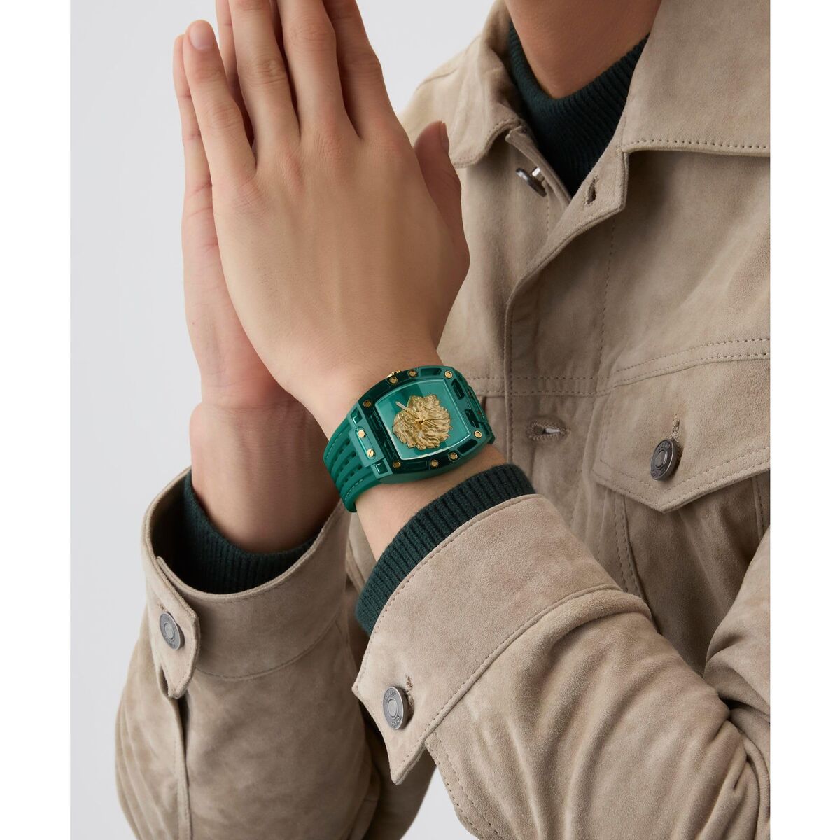 V3H8DD660BAB5362A952D4C7FA68DBAD5C2R7471204P8