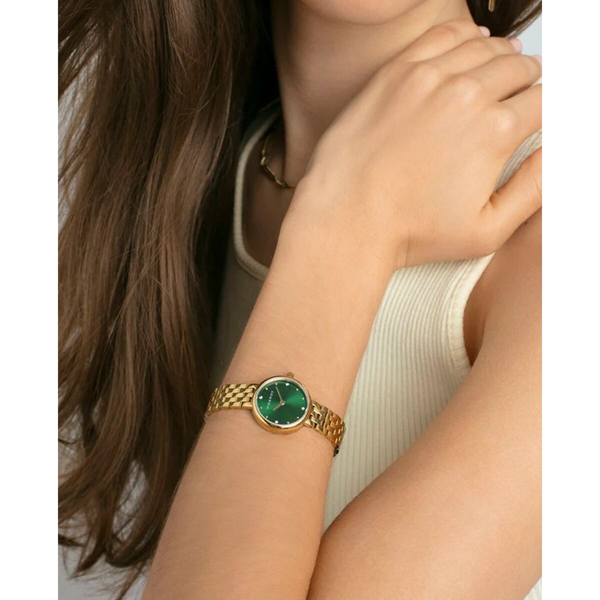 V3H47C99180E9327F36F6EE06B992818BE0R6733185P3