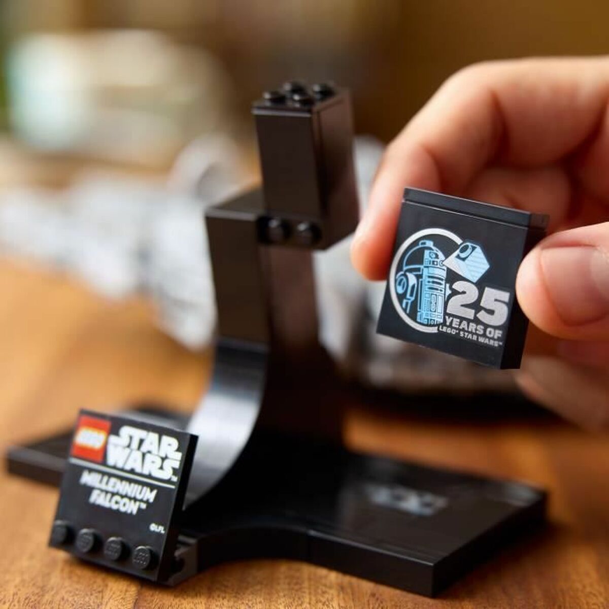 V5HA37D286AB2DC2967AE8A8715EE20D005R6741123P4