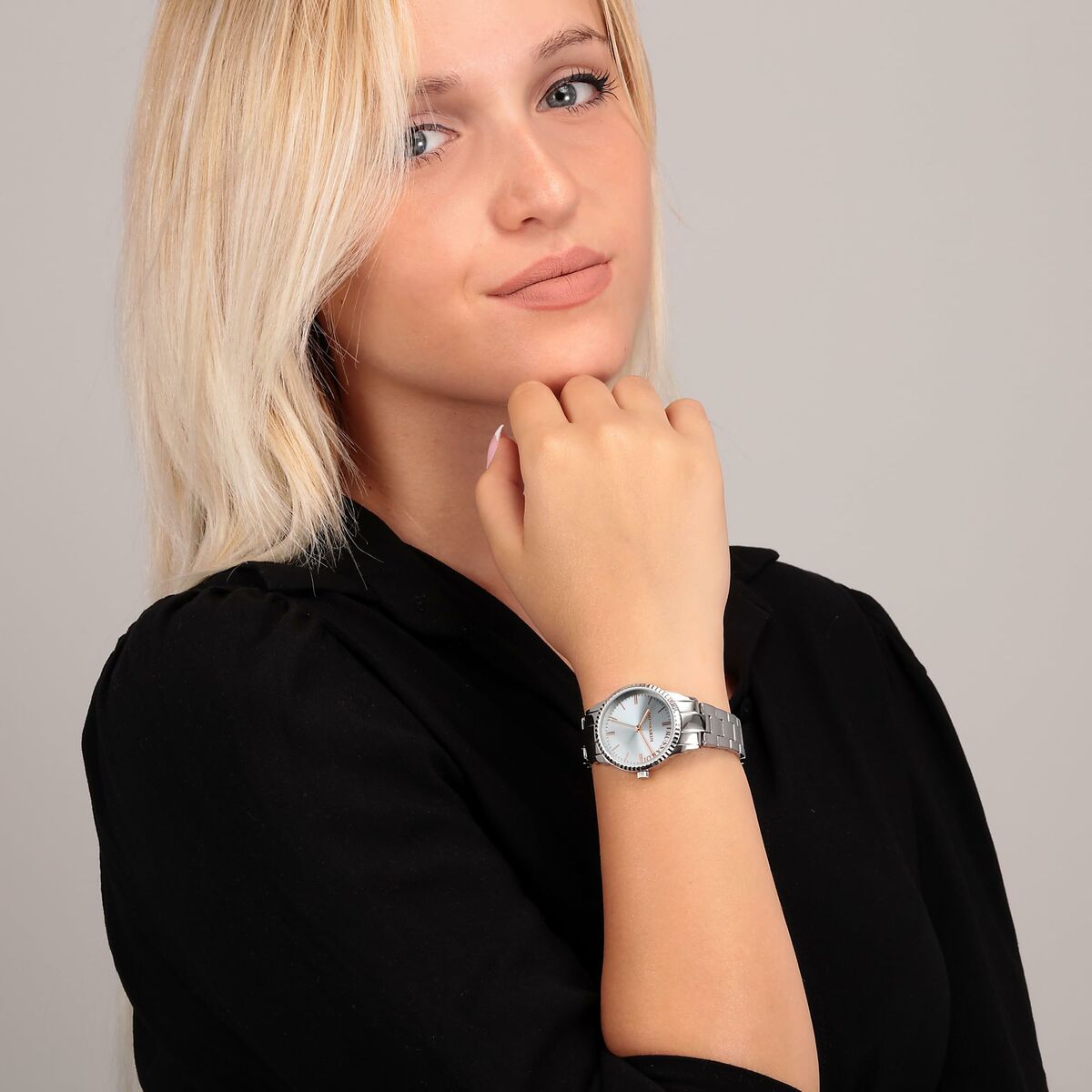 V3H9ED077122B162472D437095882B94AC5R6993241P5