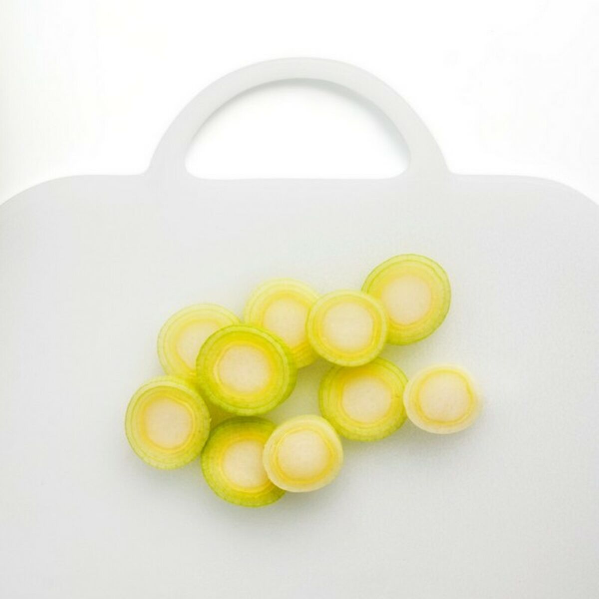 V13HF2F8BAD1DD67442C3F7E9589E30C8B2FR3399958P2