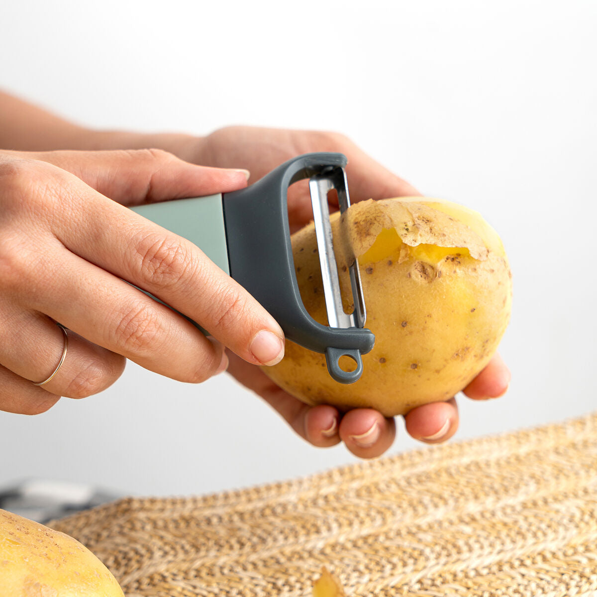 V5HBD48391BEDD87C005F1677ED698DD9AER5280849P4