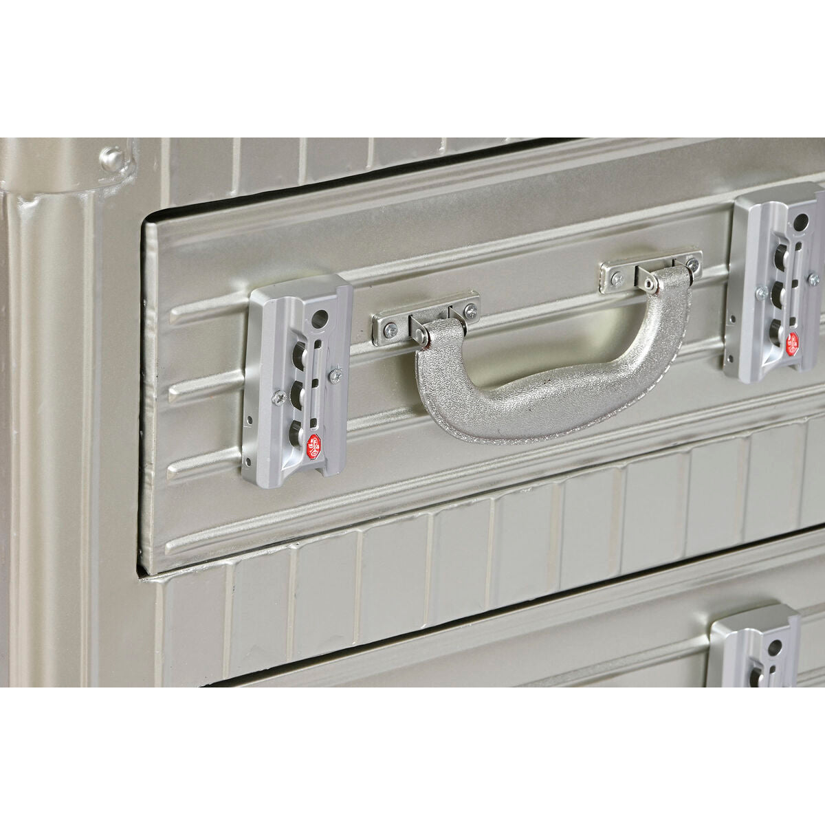 V9H1B6166CCF21CDDCEC6C7BD1858A53FF8R3887952P3