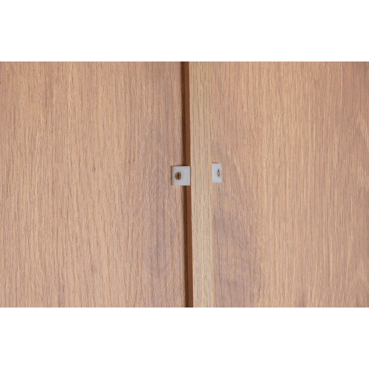 V2H51BDD405D018D06D53E1552936979F04R7563692P8