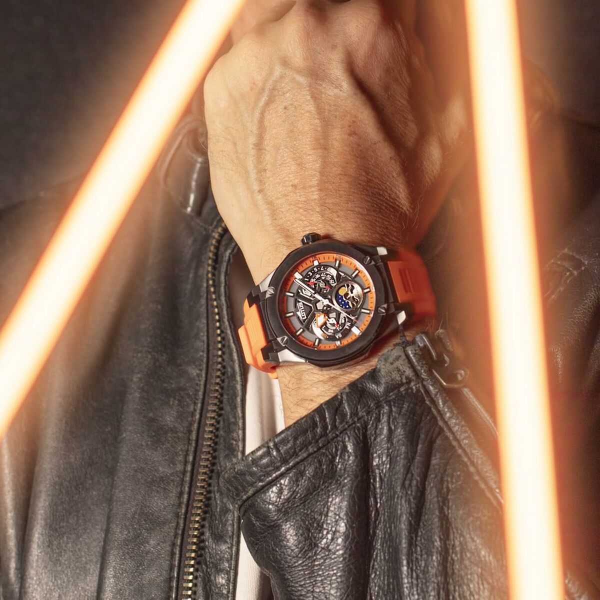 V6HA98929F1DBAC7D29FD7AA70E59E9A004R7198672P2