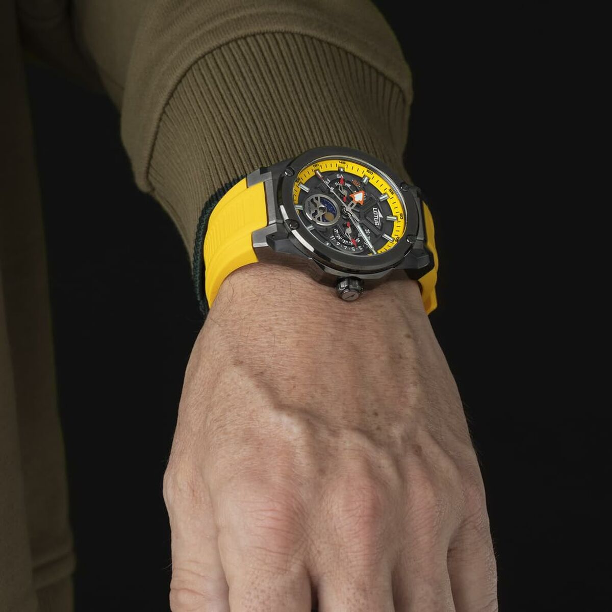 V6H6A2C60F909D1DF77500AAB0165821BE8R7198455P3