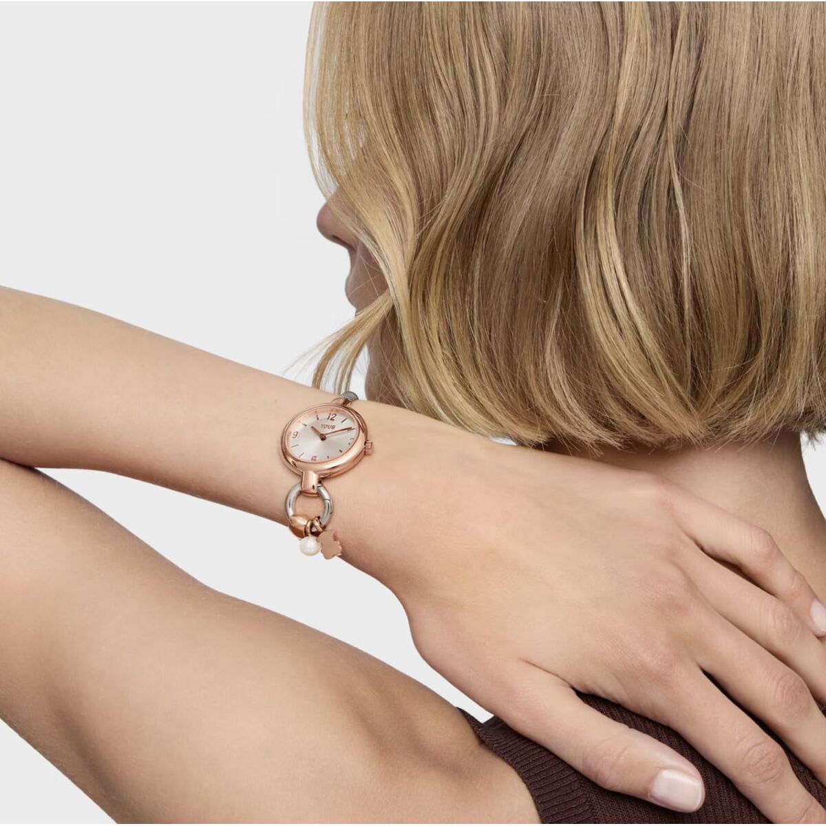 V3HBFAC96AC686FE30ED609C0665EA5C34BR7397274P4